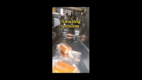 How caramels are cut and wrapped