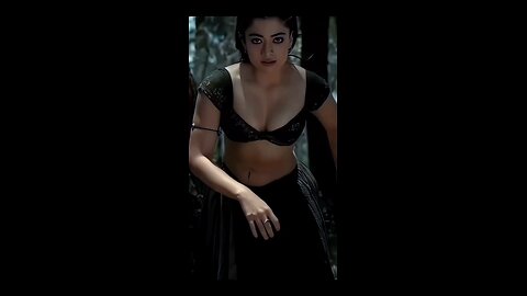 Hot Actress🥵💥🖤