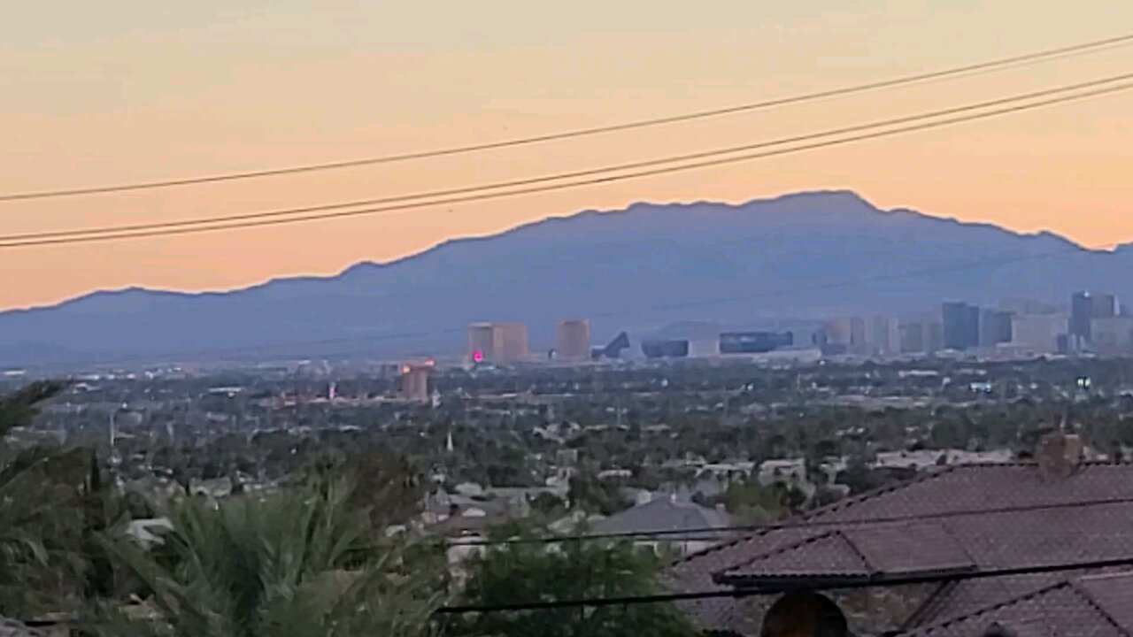 Did you SEE tonight's Las Vegas sunset? Check THIS out! 07.07.2025 #follow #lasvegas #travel #gaming