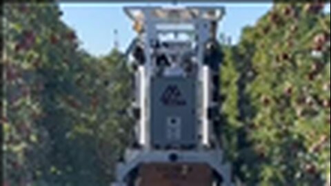 "Revolutionizing Apple Harvesting: AI-Assisted Robots for Identifying and Picking Ripe Apples"