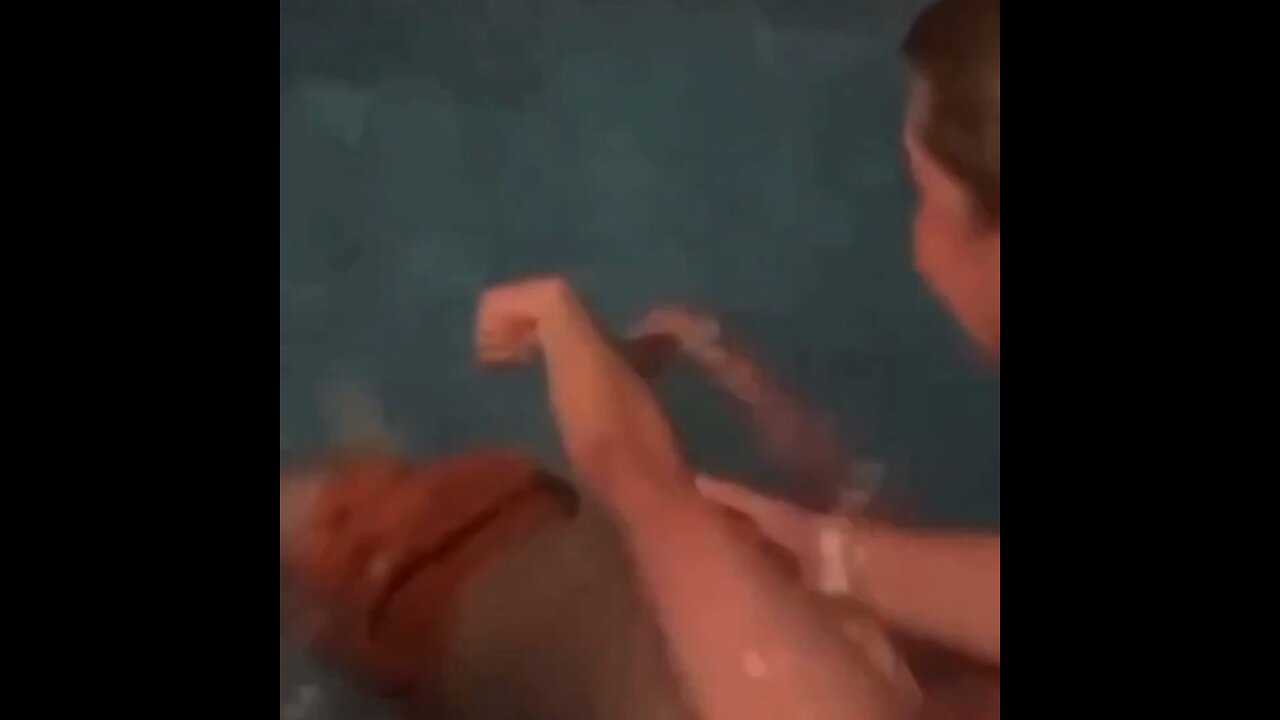 Un hombre muere electrocutado en un jacuzzi