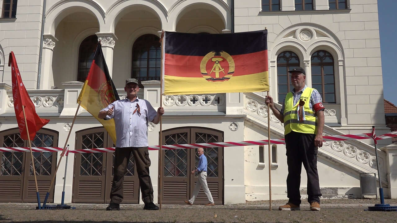 Nationalhymne unserer neuen DDR! Wittenburg 14.08.2025