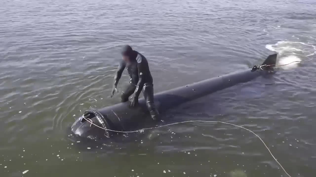 Crimea Bridge Attack Suspected to Involve Submersible Drone "Marichka"