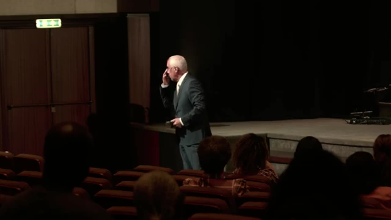 David Maasbach - Het probleem is niet dat je zondigt, maar dat je een zondaar bent!