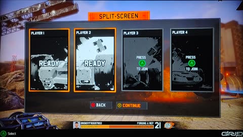 XB1X GRIP: Combat Racing G19, 2P local splitscreen Classic Race on Abandoned Atoll, Jackal vs Z5 X!