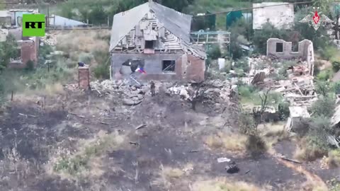 🚩🪂 Ukraine Russia War | Russian Paratroopers Raise Flags in Donetsk's Chasov Yar | RCF