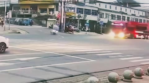 🤯💥 Wireless Accident Gone Hilarious! | FunFM