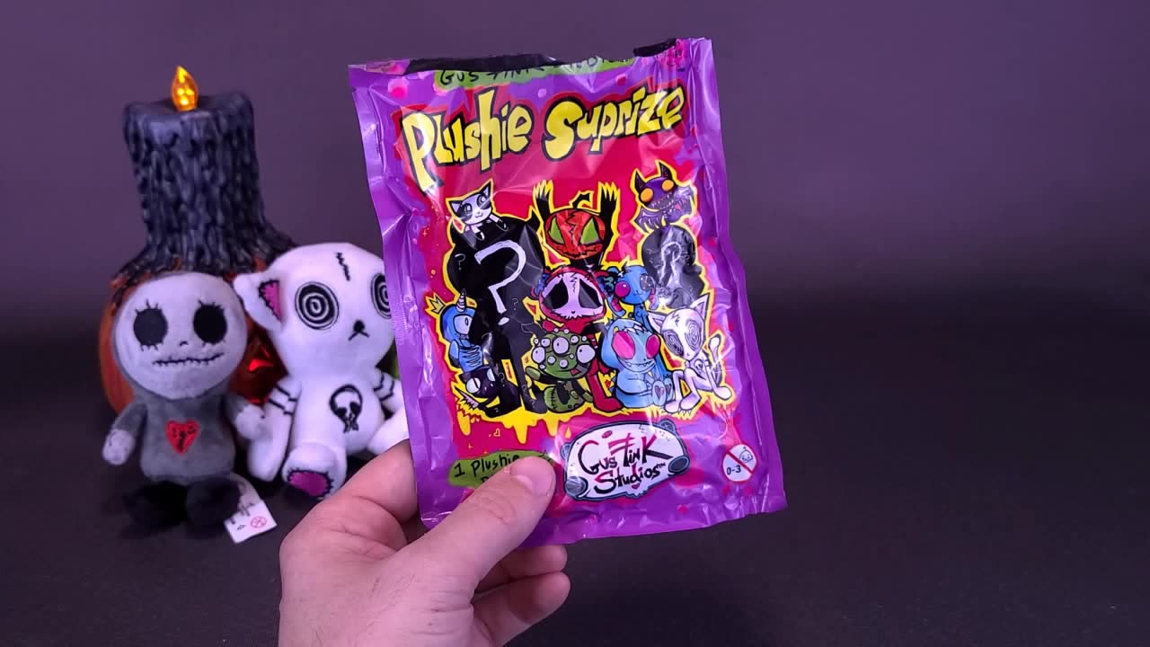 Gus Fink Studios Plushie Surprize Blind Bags