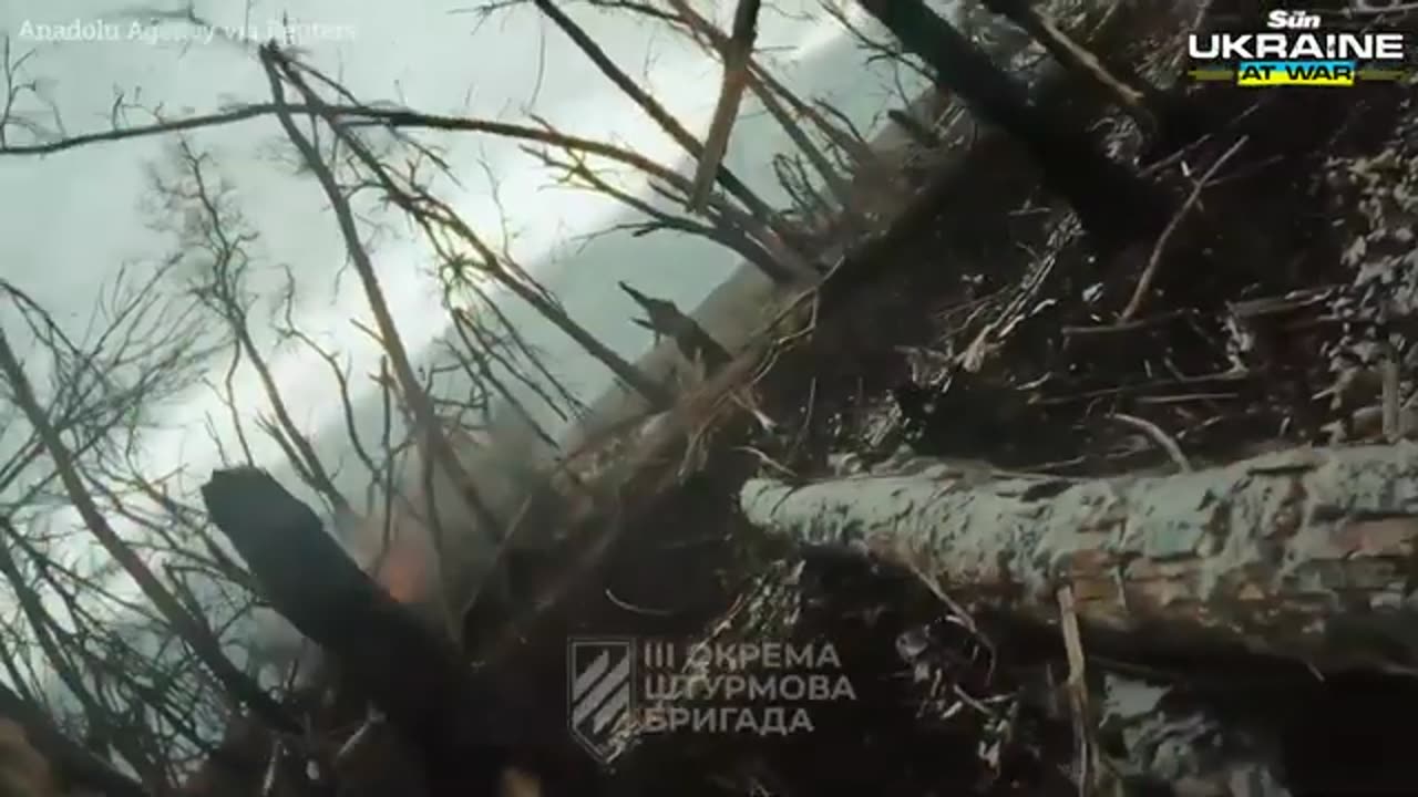Ukrainian troops engage in HORRIFYING close combat with Russians as bombs land within metres