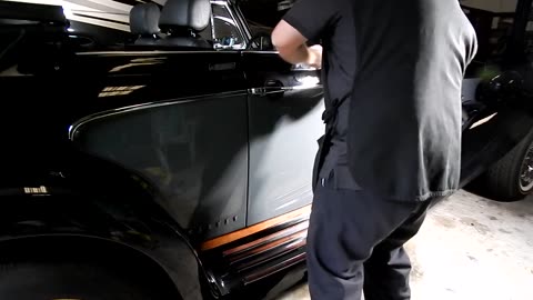 Detailing Wayne Newtons Clenet 18/150