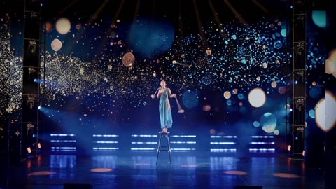 🎪🇺🇦 Ukraine Russia War | Anna Dell'art – Circus Artist from Ukraine | RCF