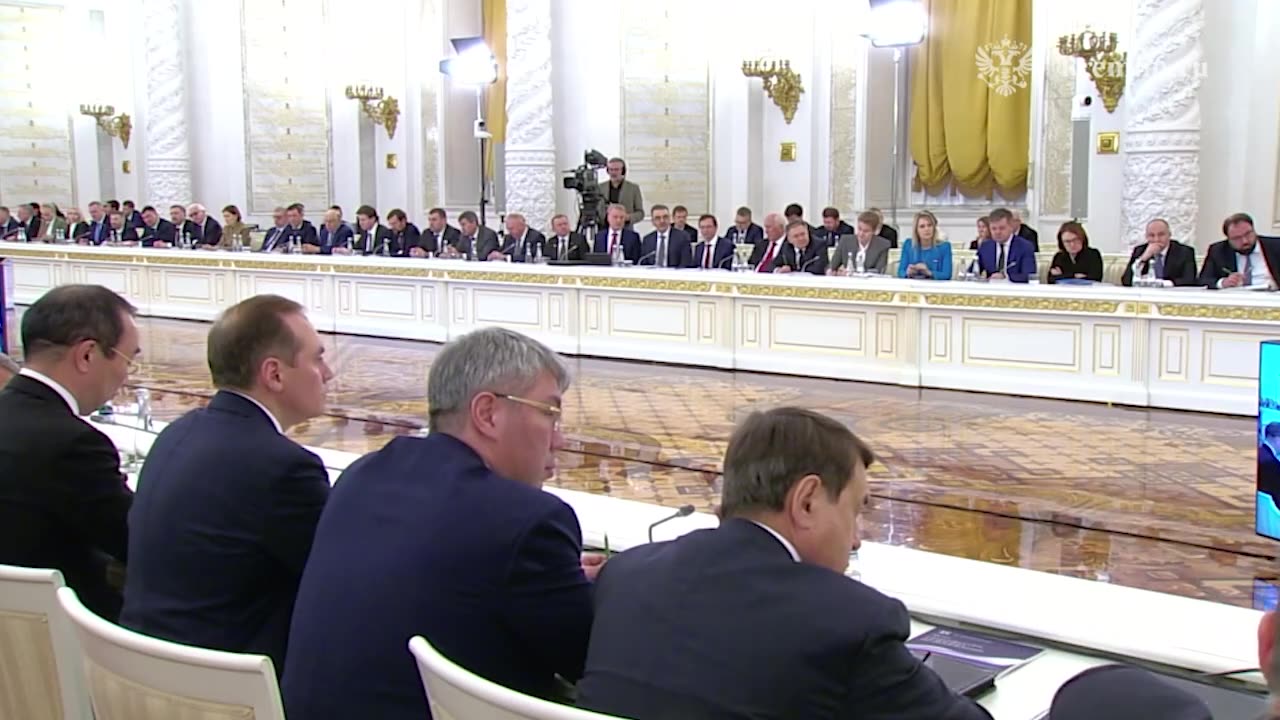 Владимир Путин поручил Правительству,