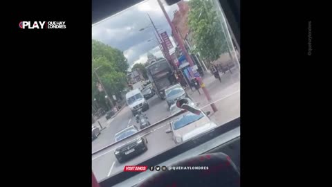 Prefirió escapar por la ventana antes que pagar la multa