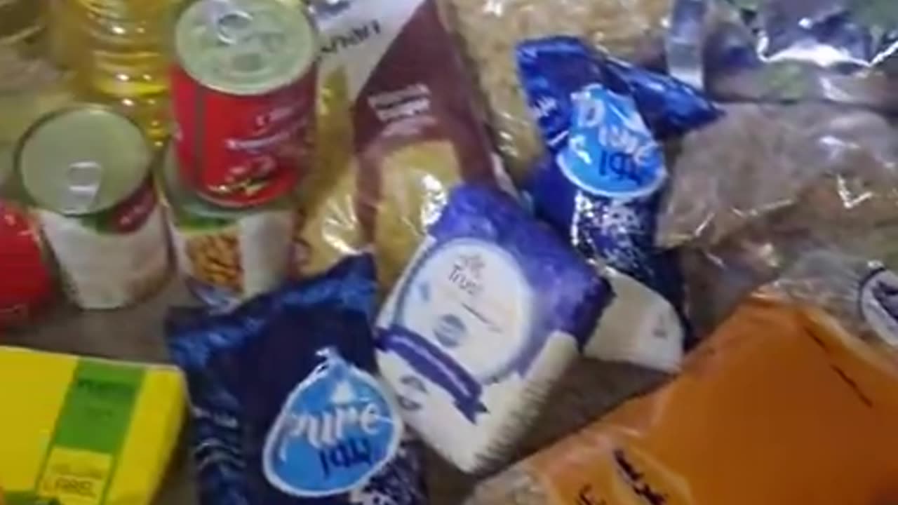 Gaza: Palestinian hoards aid and sells it at exorbitant prices