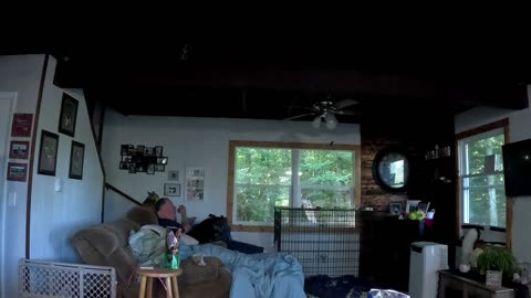 Jacksons world - please delete this tragic video