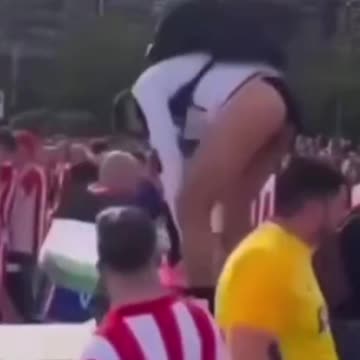 Pro-Palestinian Activist Left Ridiculed