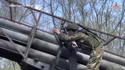 Russia reactivates Cold War bases - right on Nato's border