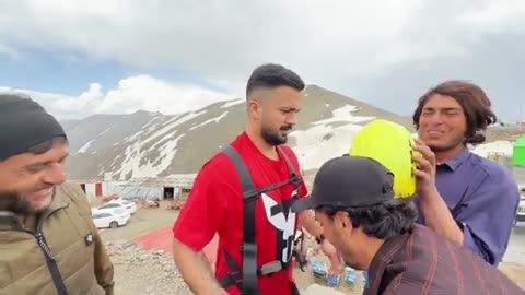 "Breaks Got Failed On Mountains 😱 | Booked a LUXURY Resort for Boys Trip! 🙏🏻"