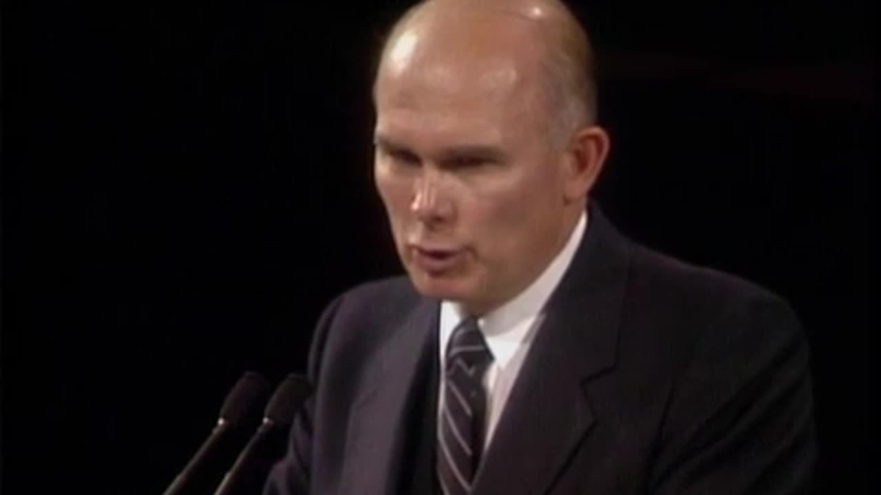 Why Do We Serve? | Dallin H. Oaks | General Conference Flashback