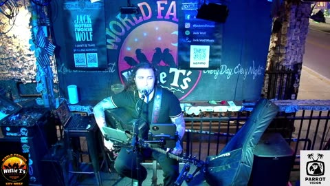 LIVE Music Everyday!