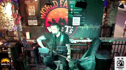 LIVE Music Everyday!