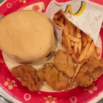 What 17 year old happy meal looks like👇🏽