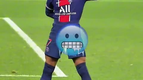 Mbappe With The Blue Hair🥶