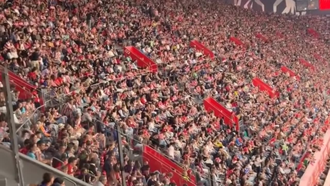 Barca away fans chanting 'Nico is Culer' during Athletic Bilbao clash