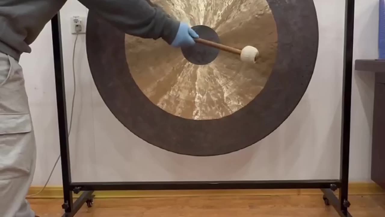 TONGXIANG GONG 100CM HANDHAMMERED