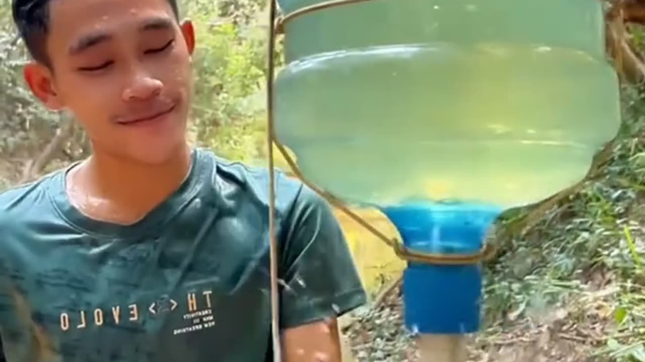 DIY Shower Setup from a Water Jar – So Creative! 🛠️💧🚿 #shorts