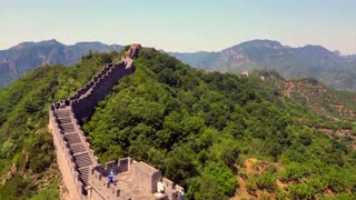 Runners scale the Great Wall in grueling marathon