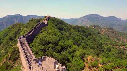 Runners scale the Great Wall in grueling marathon