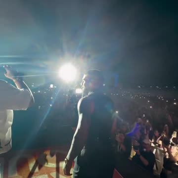 Ilia Topuria Sings His Walkout Song “Canción del Mariachi” in Front of 50,000 Fans