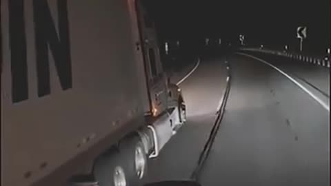 Ghost Truck？ 🚚 #Shorts
