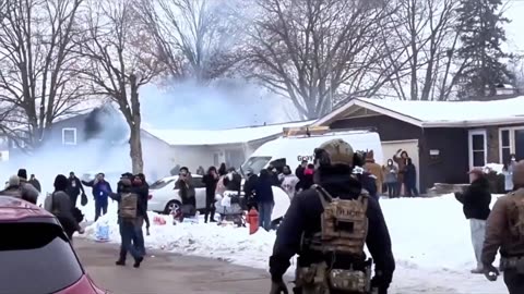 Các cuộc đột kích vũ trang vào các khu có đông người Somali tại Minnesota.