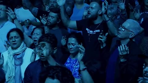 Take a Moment to Worship Jesus | Find Peace & Renewal