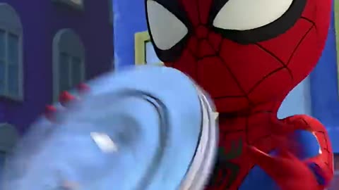 “¡Che, mirá cómo Hulk bebé revienta todo con Spidey y los pibes!”