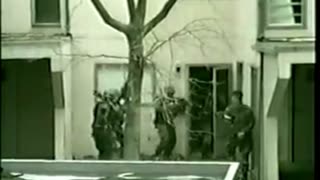 Watch Alex Jones Warn You About The New World Order Years Ago in These Films