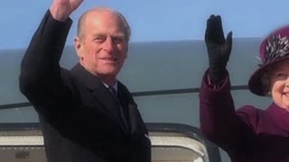 Watch Alex Jones Warn You About The New World Order Years Ago in These Films