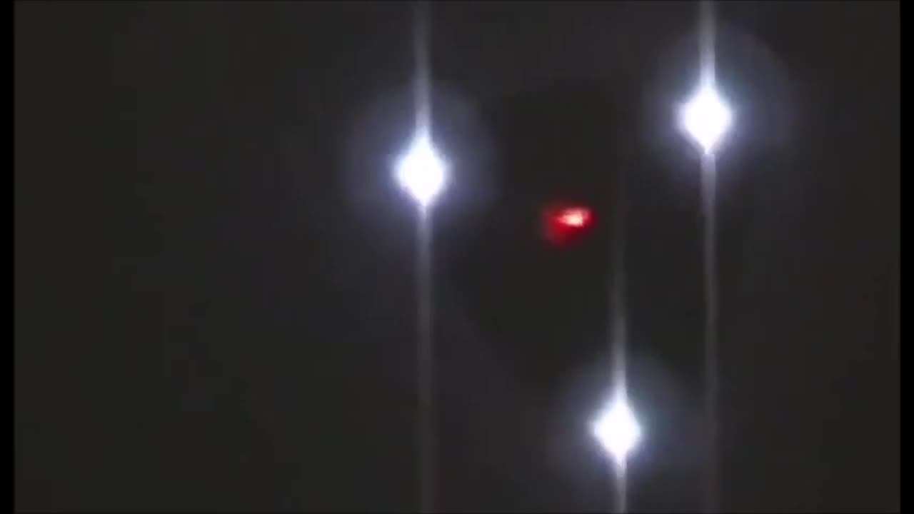 Cette vidéo d'UAP triangulaire a failli être retirée d'Internet