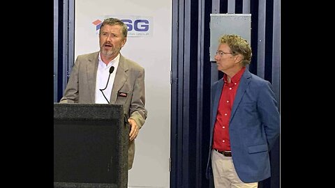 Trump Takes Aim at Kentucky 'RINOs' Massie, Paul.mp4