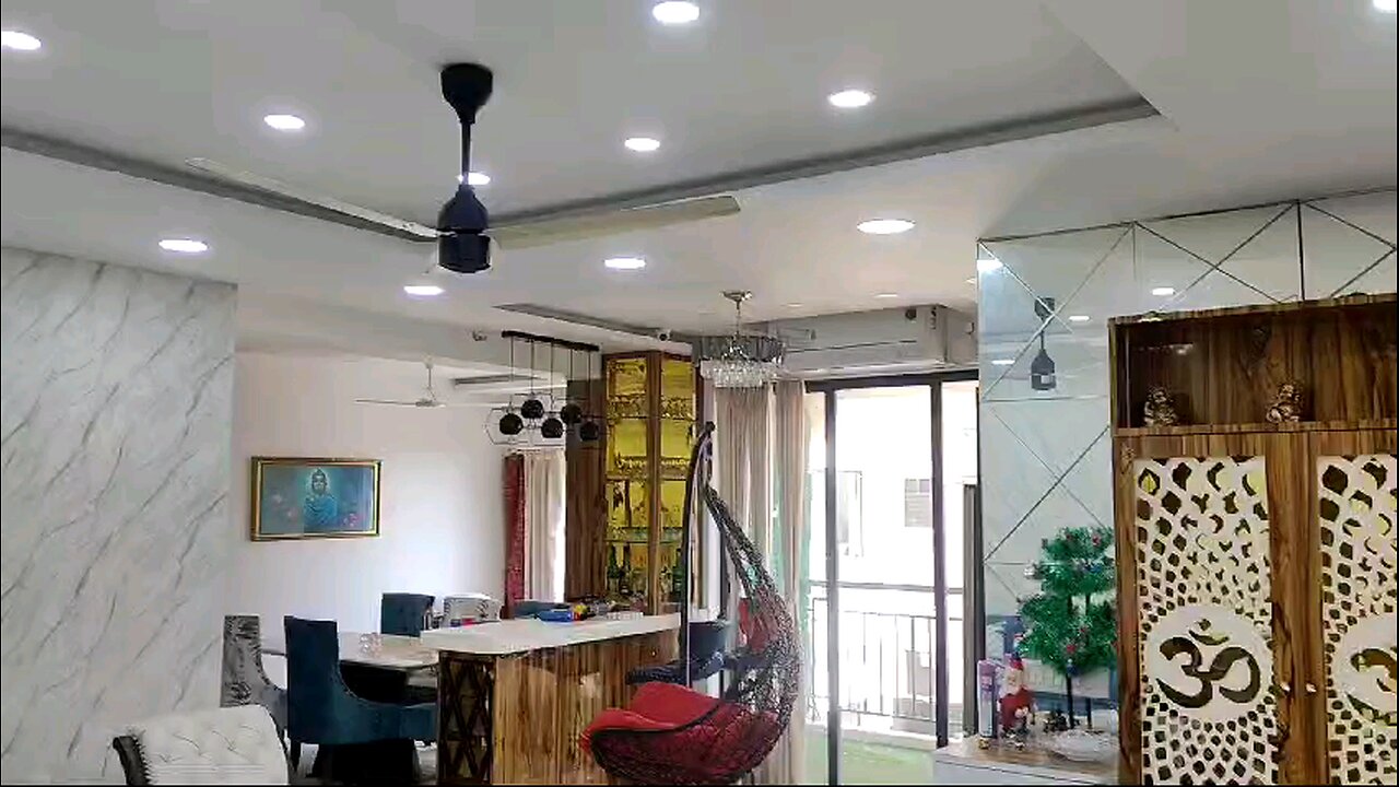 Flat for display