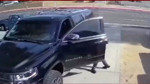 Luckiest Person on Earth Caught on Camera #Islamabad #Viral #MustWatch #japd