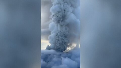 Dormant Russia volcano erupts for first time in 450 years