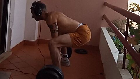 Hoje Levantei 92 Kg Em Sumo Deadlift (pernas)+ Tornei-me Vegan / Today Lift 202 Pounds Sumo Deadlift