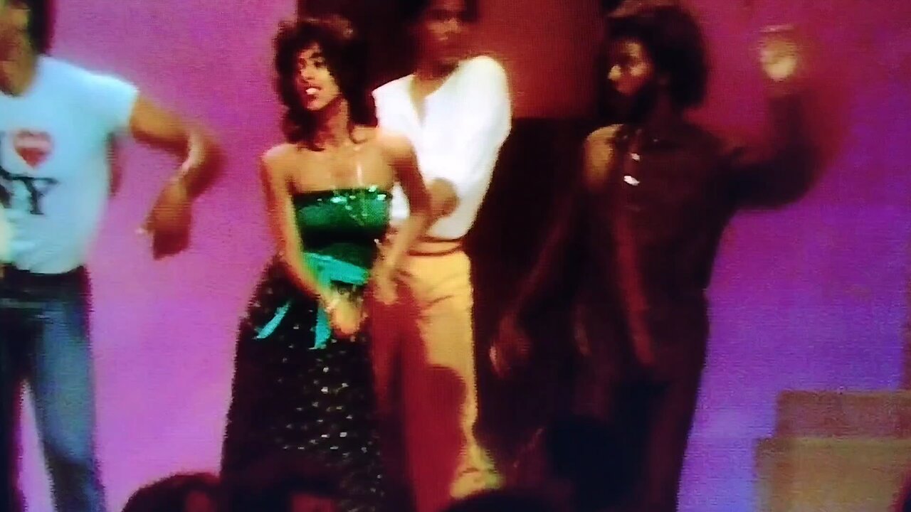 Soul Train Dancers 1979 Tears Of A Clown (Smokey Robinson)
