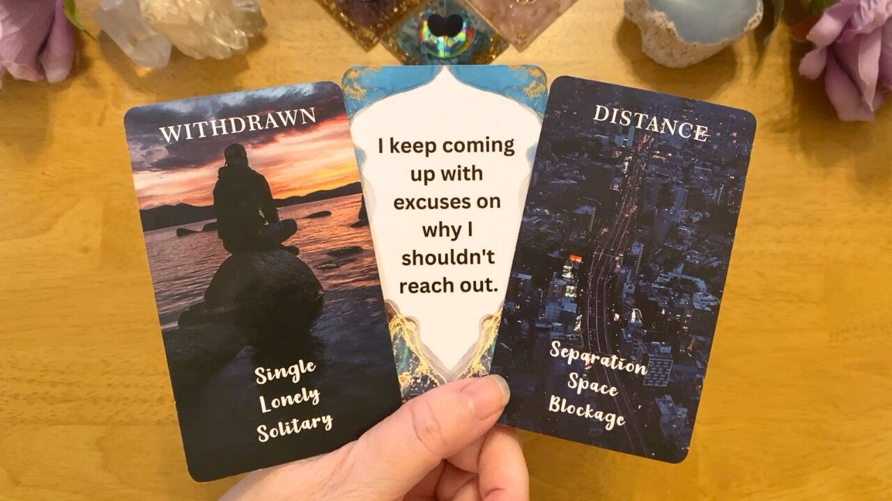 HERE'S WHY THEY HAVEN'T TEXTED OR CALLED YOU 😢 (COLLECTIVE TAROT LOVE READING) ❤️