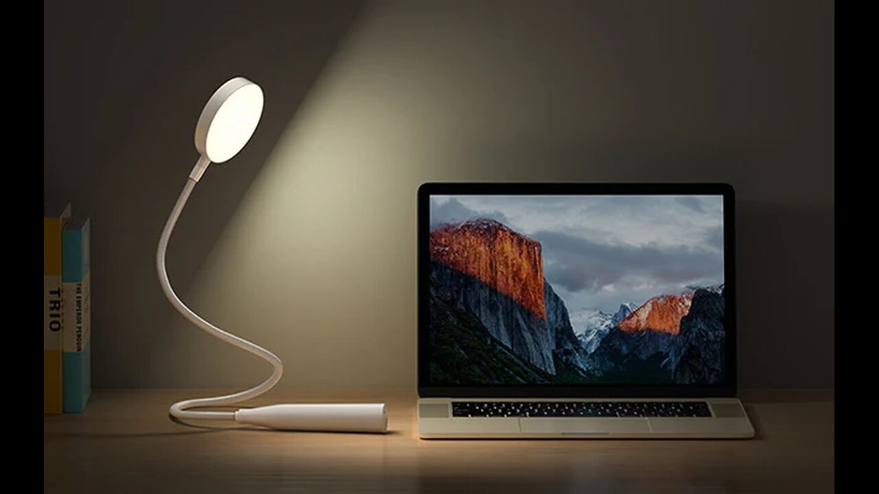 Flexible LED Desk Lamp, Powered by Built-in Rechargeable Lithium Battery or Wall Outlet