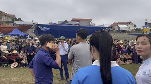 Village Vibes: Tug-of-War Madness in Xuan Cam