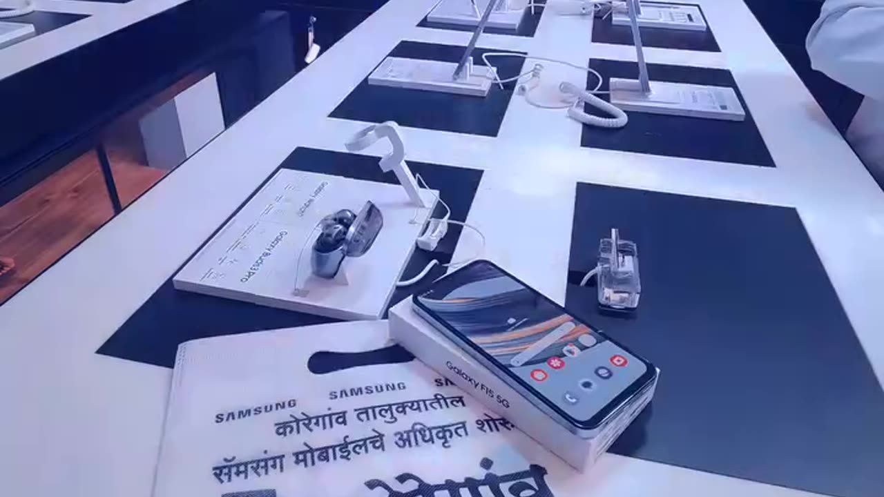 Smartphone Dreams Made Easy 0% Finance at Koregaon Communication